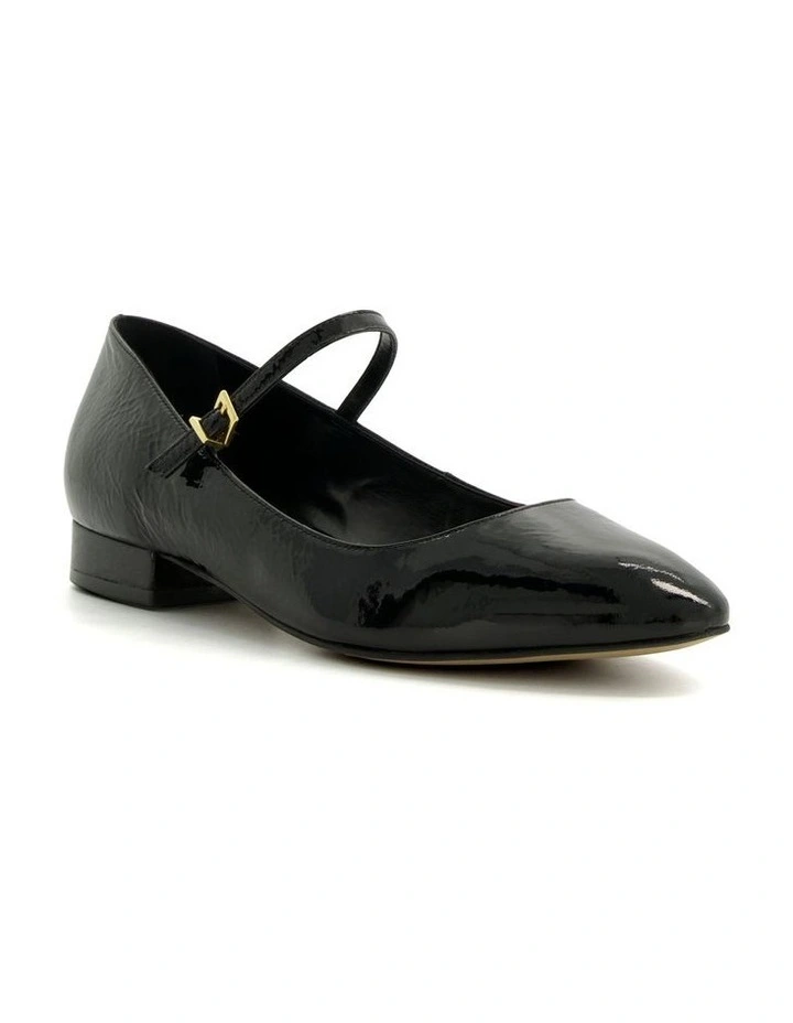 Hipplie Flat in Black