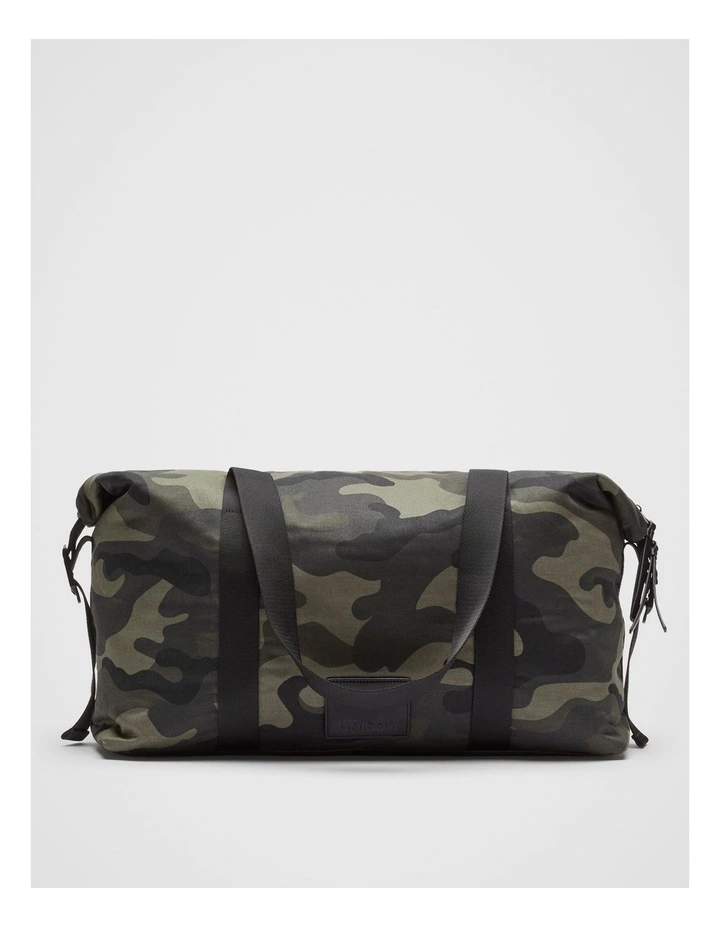 Brooklyn Camo Weekender Bag in Green