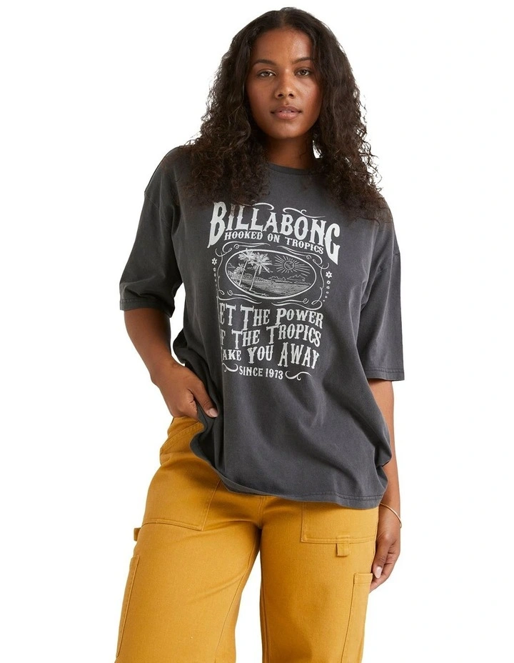 Sun Coast Tee in Washed Black