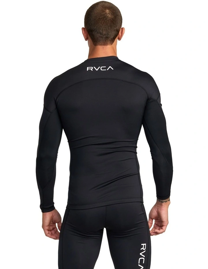 Compression Long Sleeve Top in Black