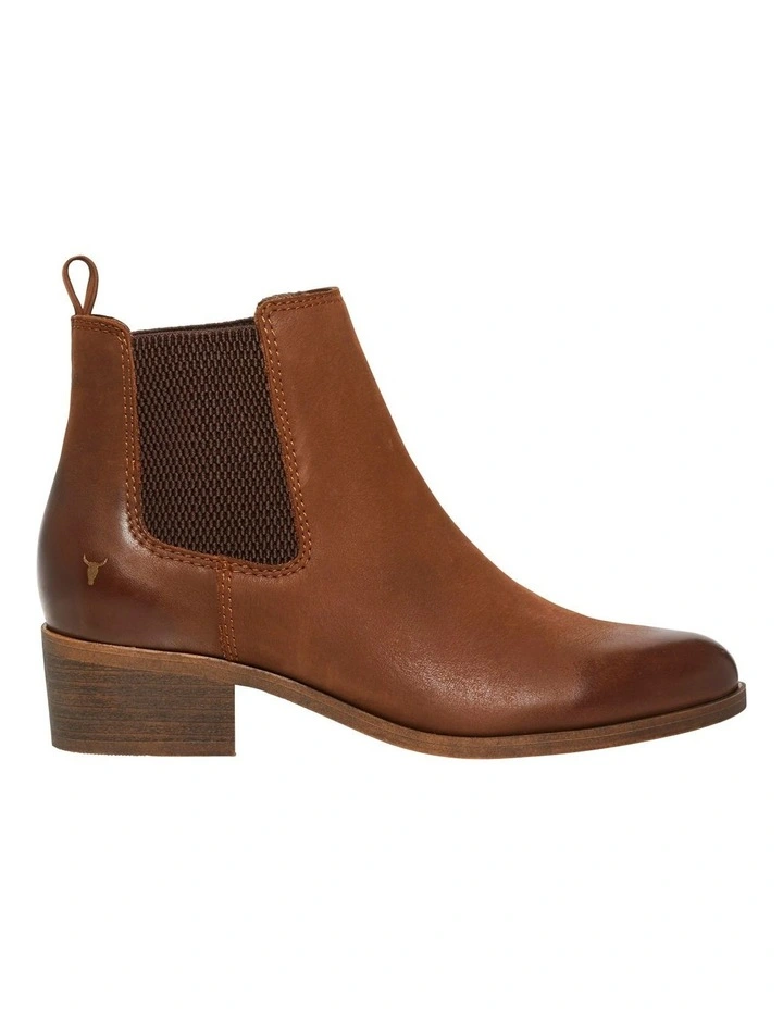 Ravee Heeled Chelsea Boot in Tan