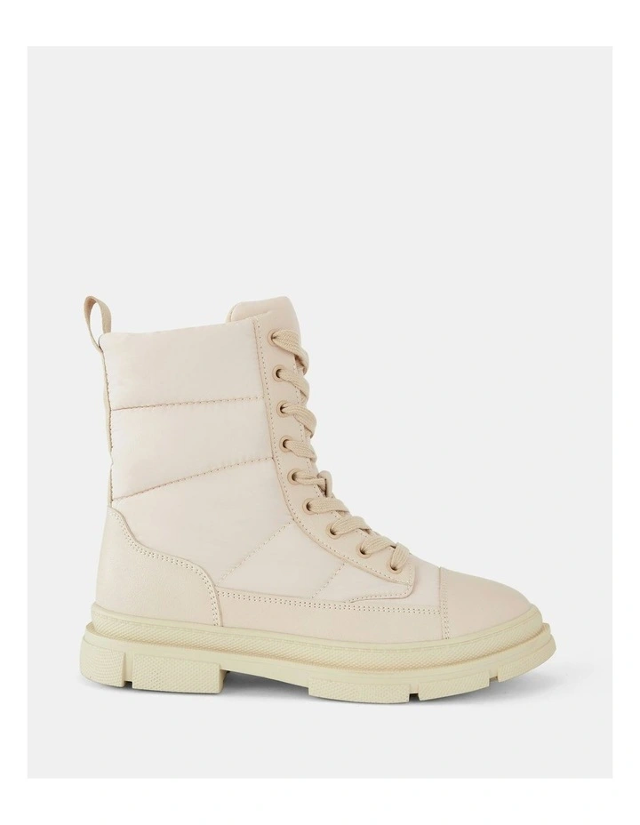 Dimitri Boots in Beige