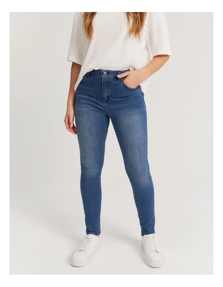 Teen Hi Rise Skinny Jean in Indigo