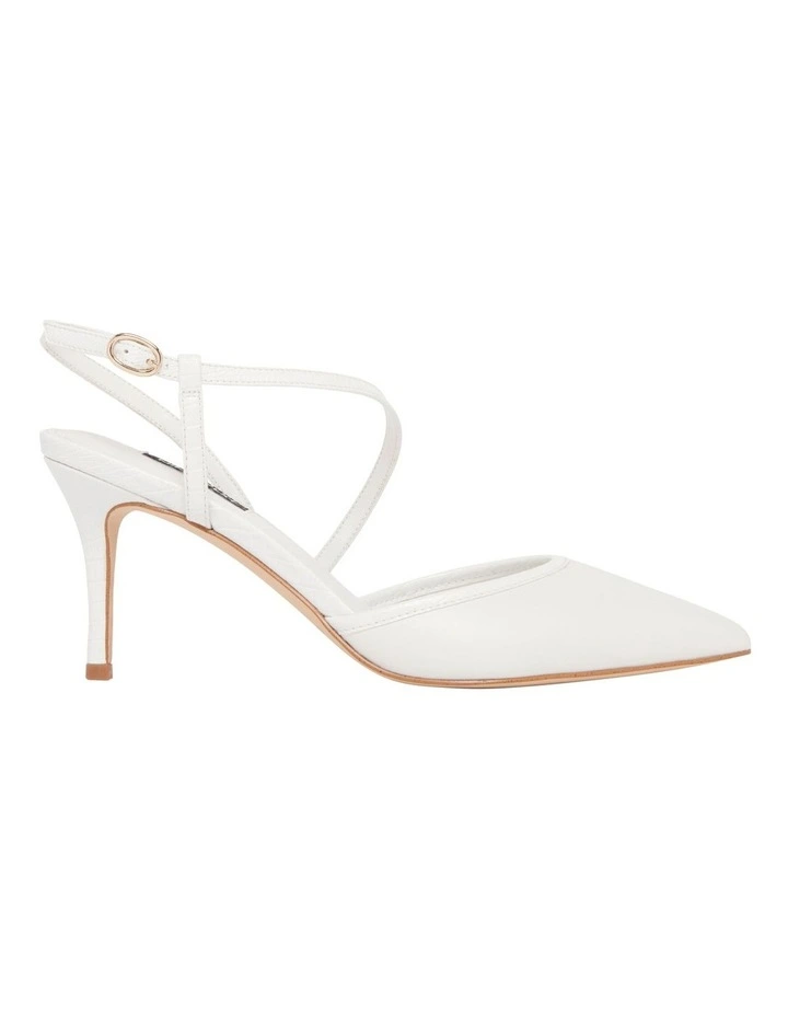 Miko Pump in White