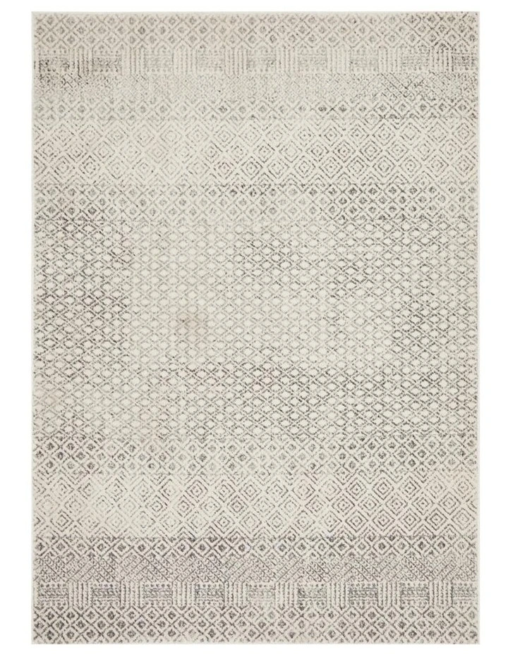 Evoke Diamond Transitional Rug in Grey
