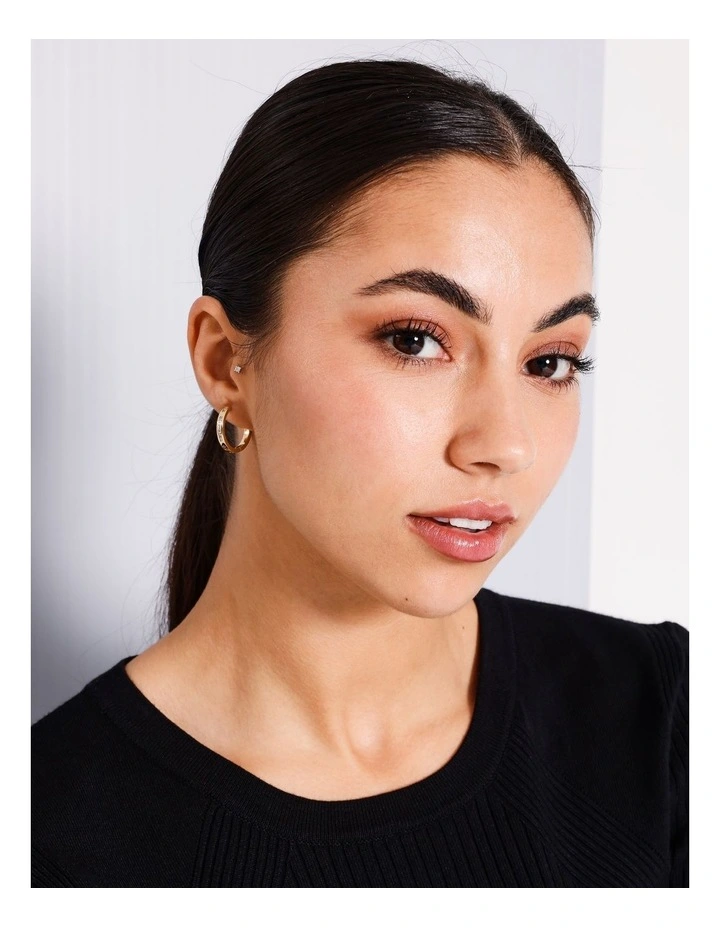 Cubic Zirconia Stones Hoop Earring in Gold