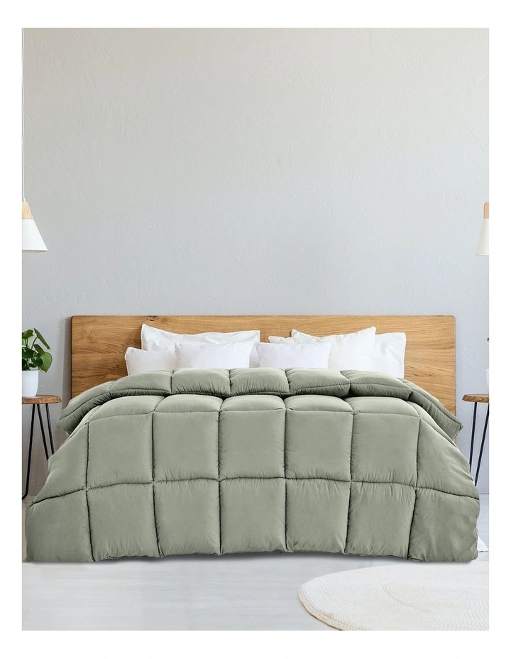 Charcoal Bamboo Quilt 800GSM in Charcoal