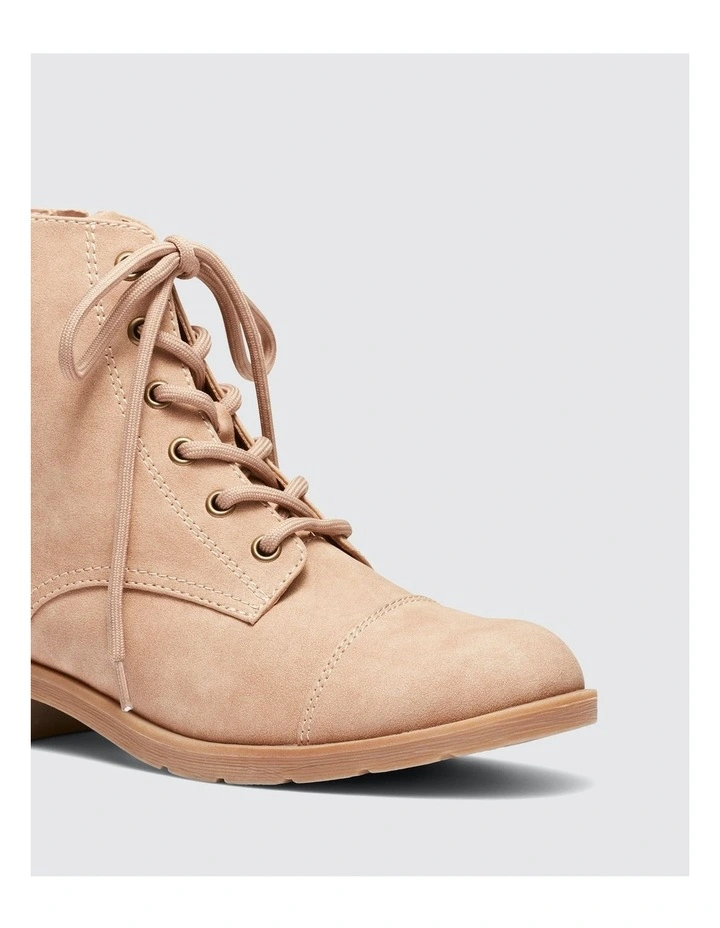 Kaitlynn Boot in Almond