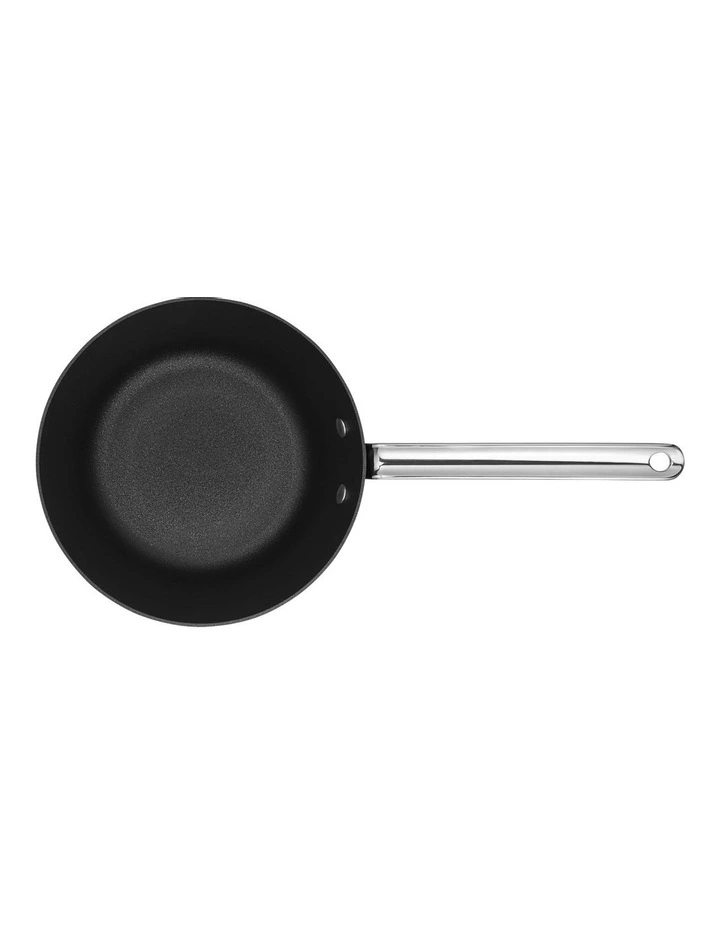 TechnIQ 22cm/2.8L The Windsor Black
