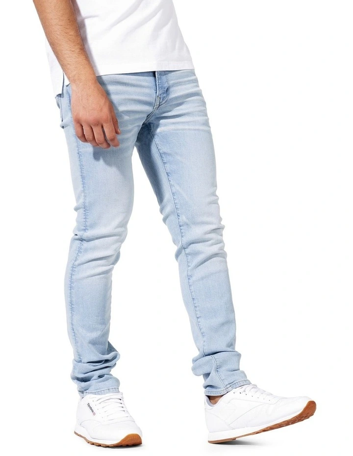 Airflex Slim Jean in Blue