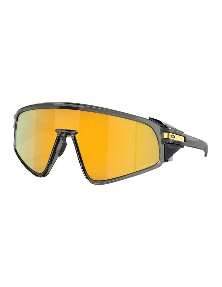 Latch Panel Sunglasses in Grey