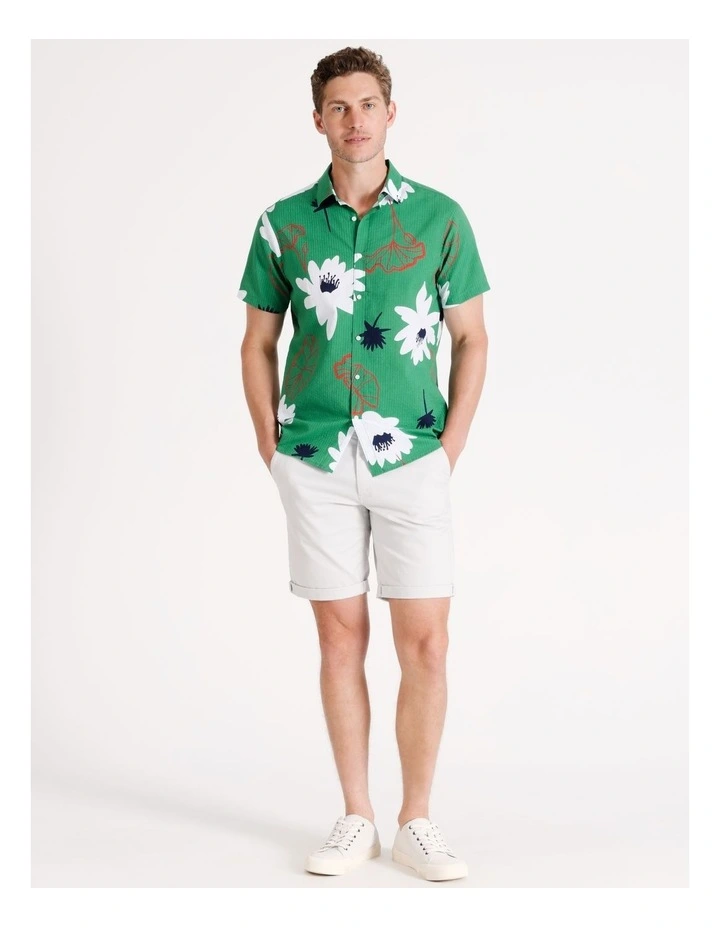 Wilder Printed Seersucker Short Sleeve Relaxed Shirt in Green