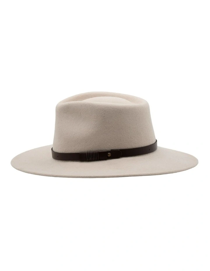Australian Hat in Cream