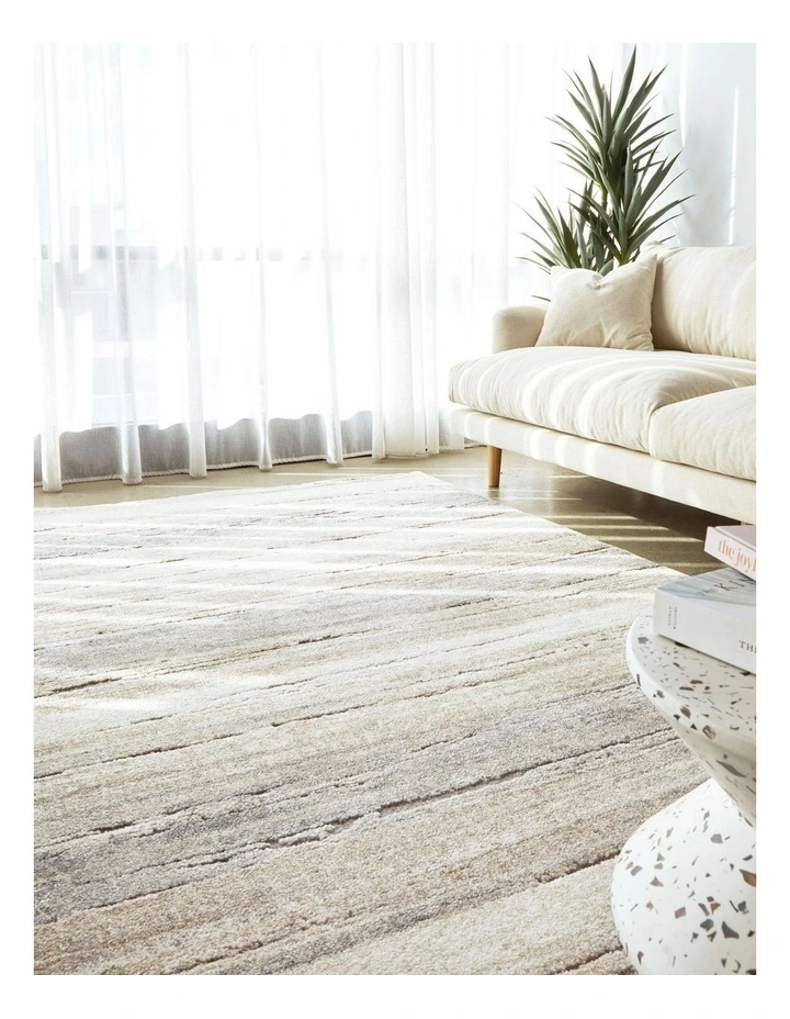 Formation 77 Rug in Silver