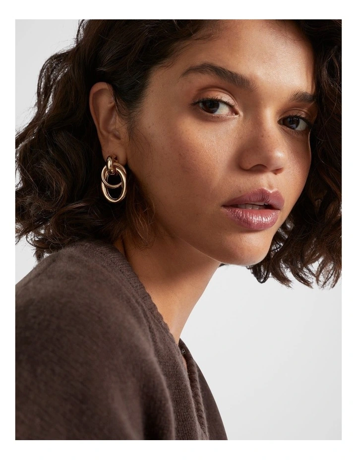 Interlock Drop Earring in Gold