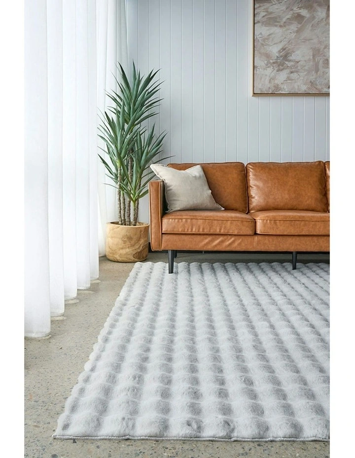 Bubble Machine Washable Rug in Silver