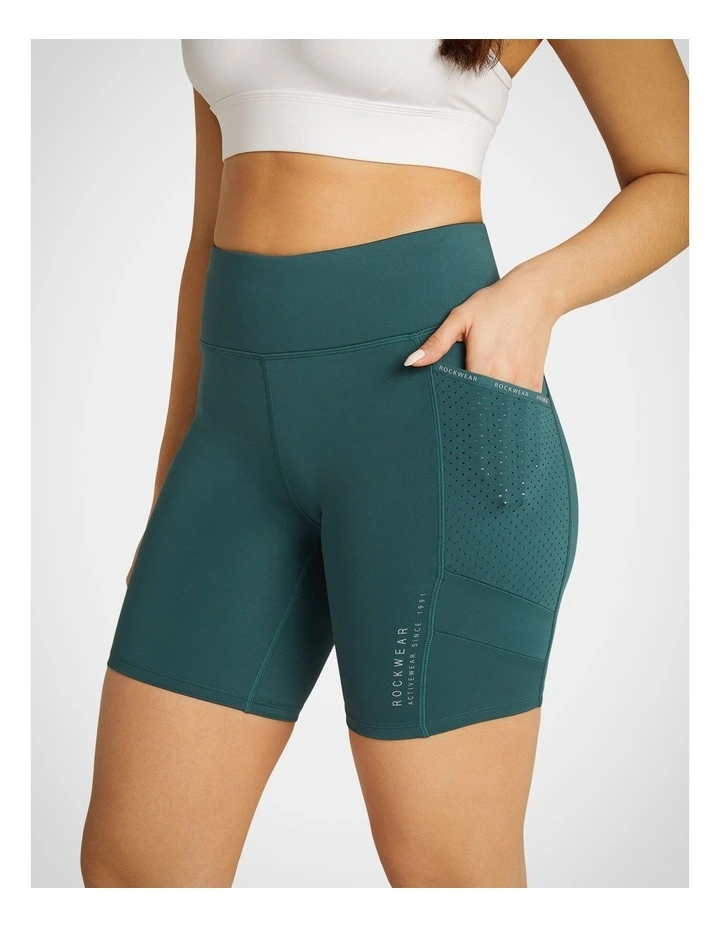 Asana Pocket Bike Shorts in Fern
