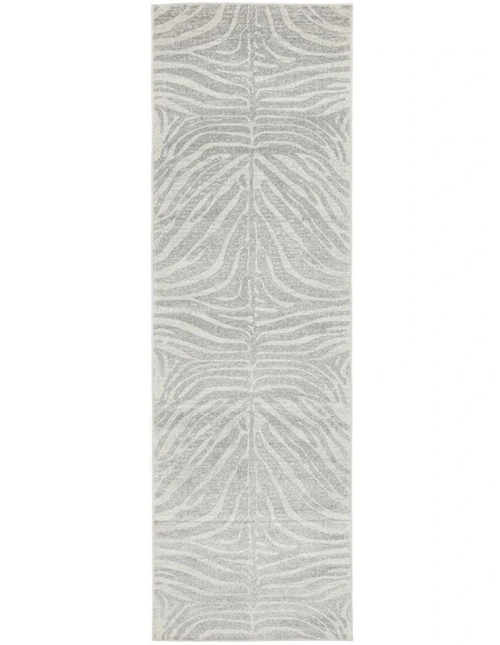 Chrome Savannah Rug in Silver