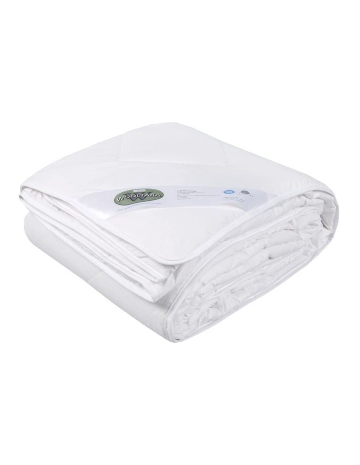 Classic Winter Australian Wool Quilt in White