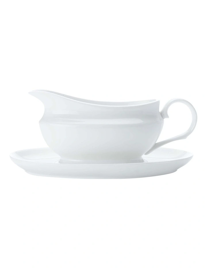 Basics Gravy Boat And Saucer 550ml Gift Boxed in White