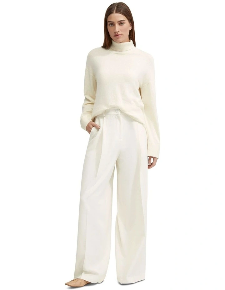 Totti Oversize Turtle Neck Knit in Cream