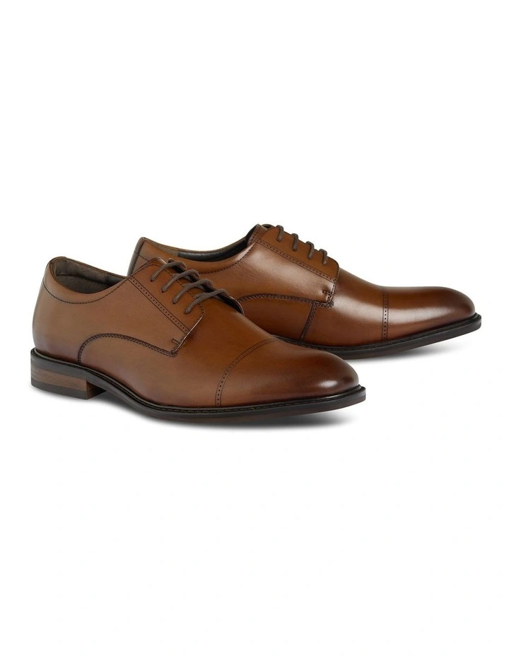 Fraser Dress Shoe in Tan