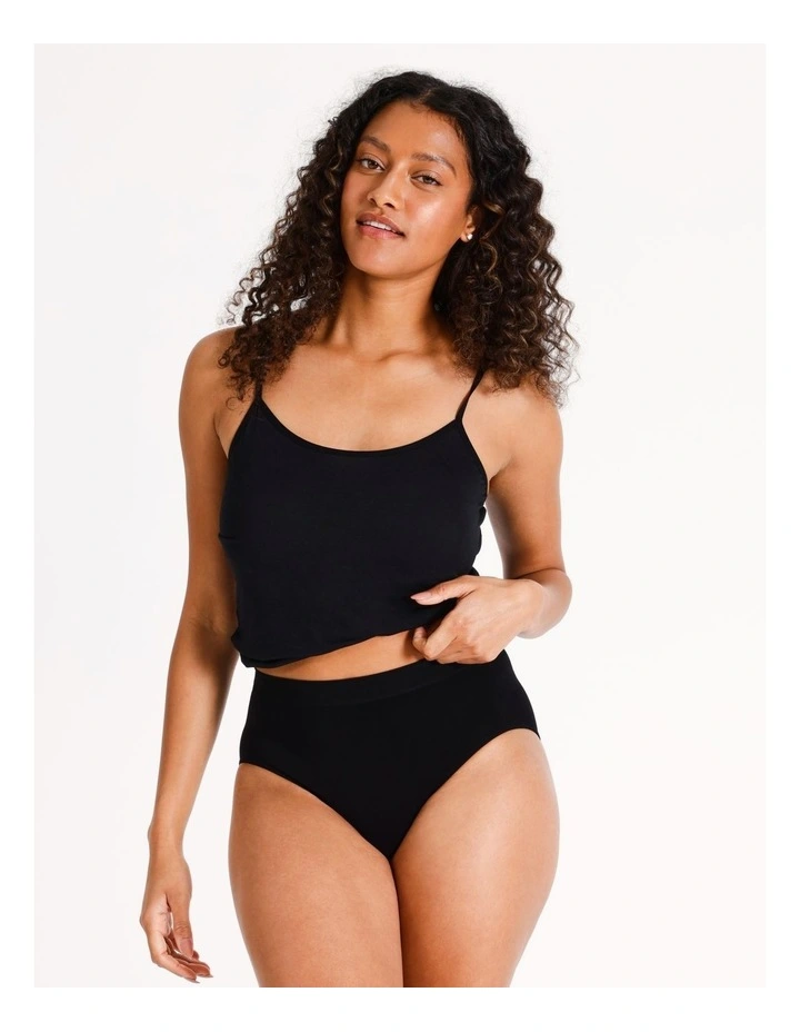 Seamfree Full Brief in Black