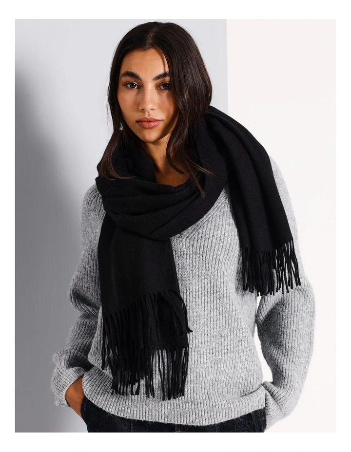 Pashminetta Winter Scarf in Black