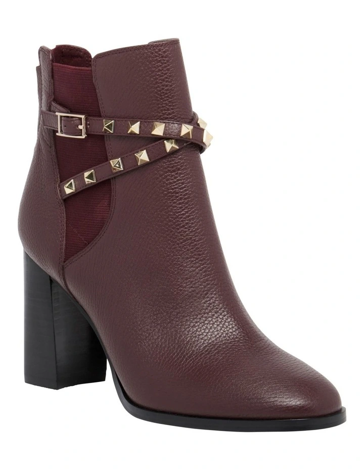 Donda Red Boots