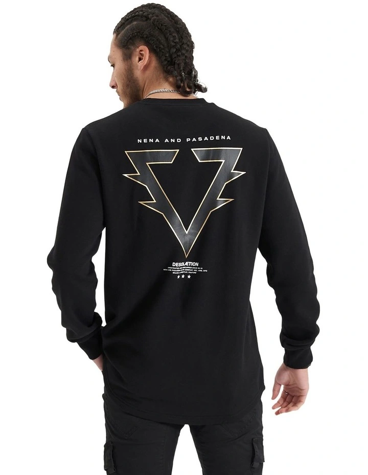 Novice Dual Curved Sweater in Jet Black