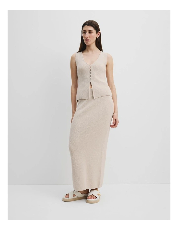 Organically Grown Cotton Blend Boucle Knit Vest in Blanc