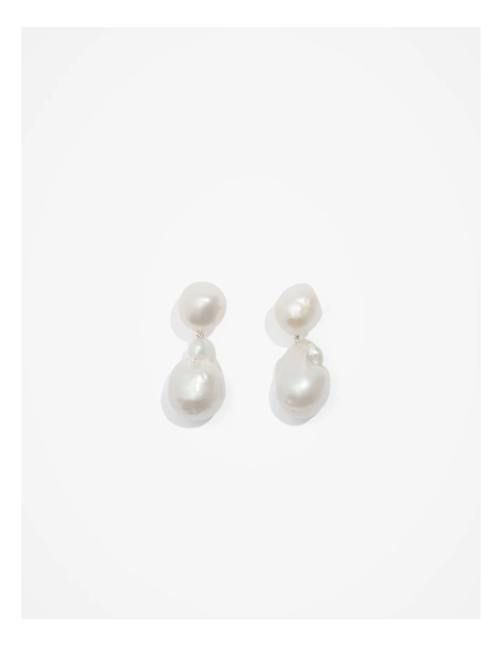 Freshwater Drop Earring in Silver