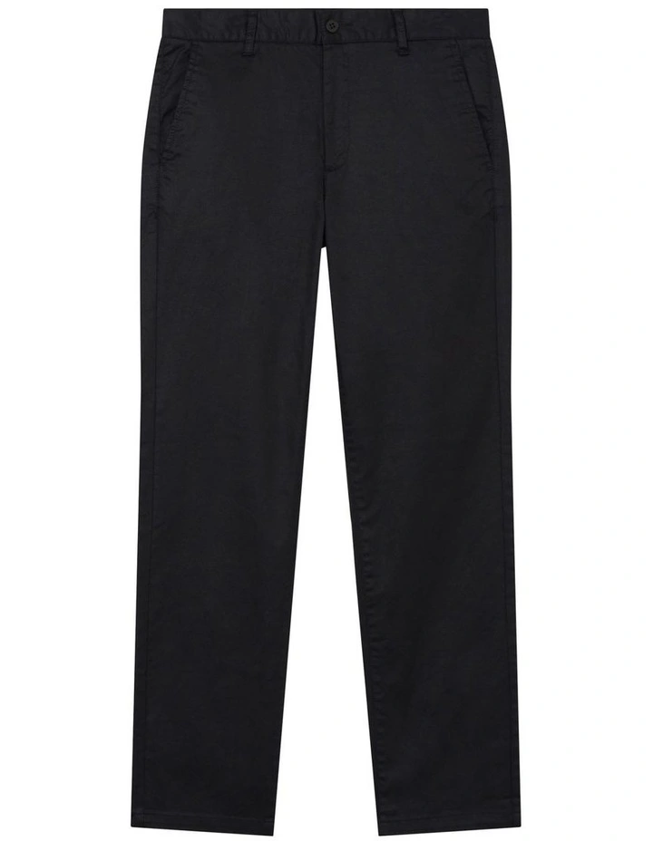 Junior Fit Casual Twill Pant in Black