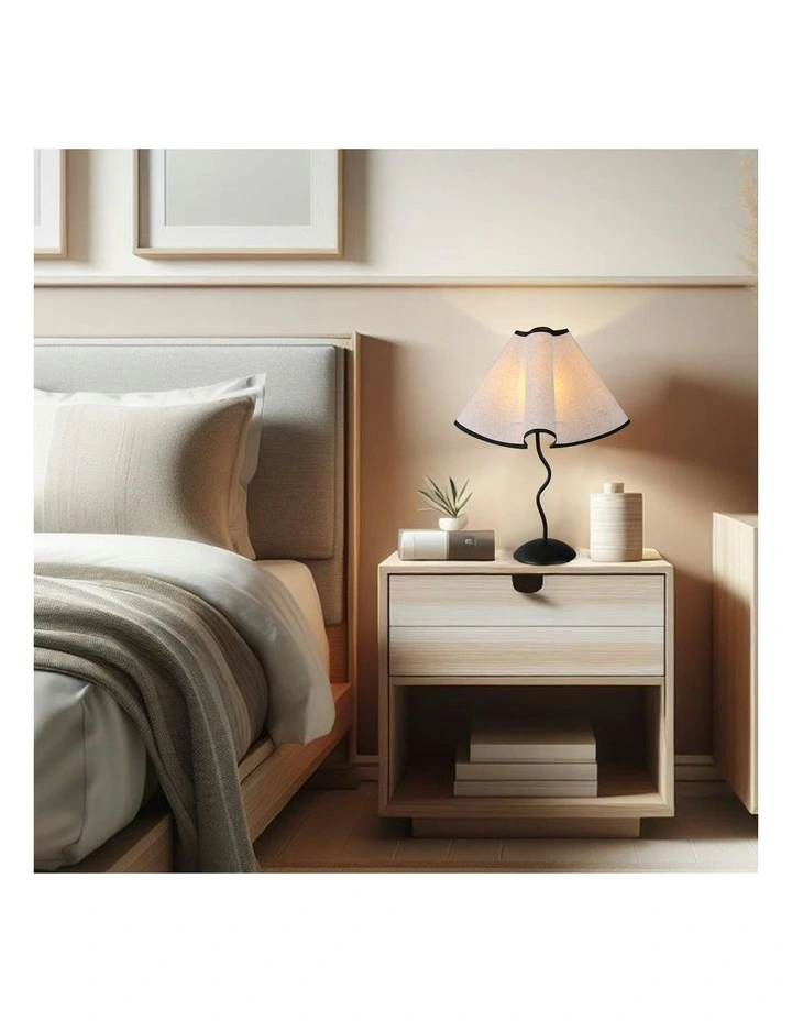 Wyatt Table Lamp in Black