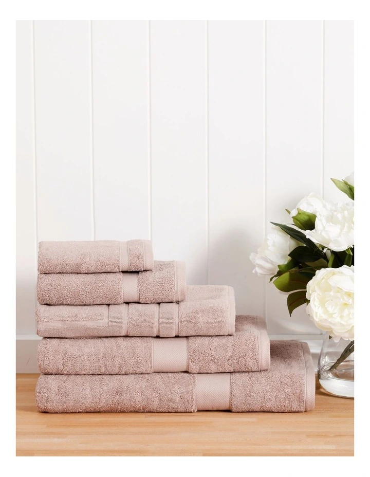 Luxury Egyptian Towel Range in Thistle