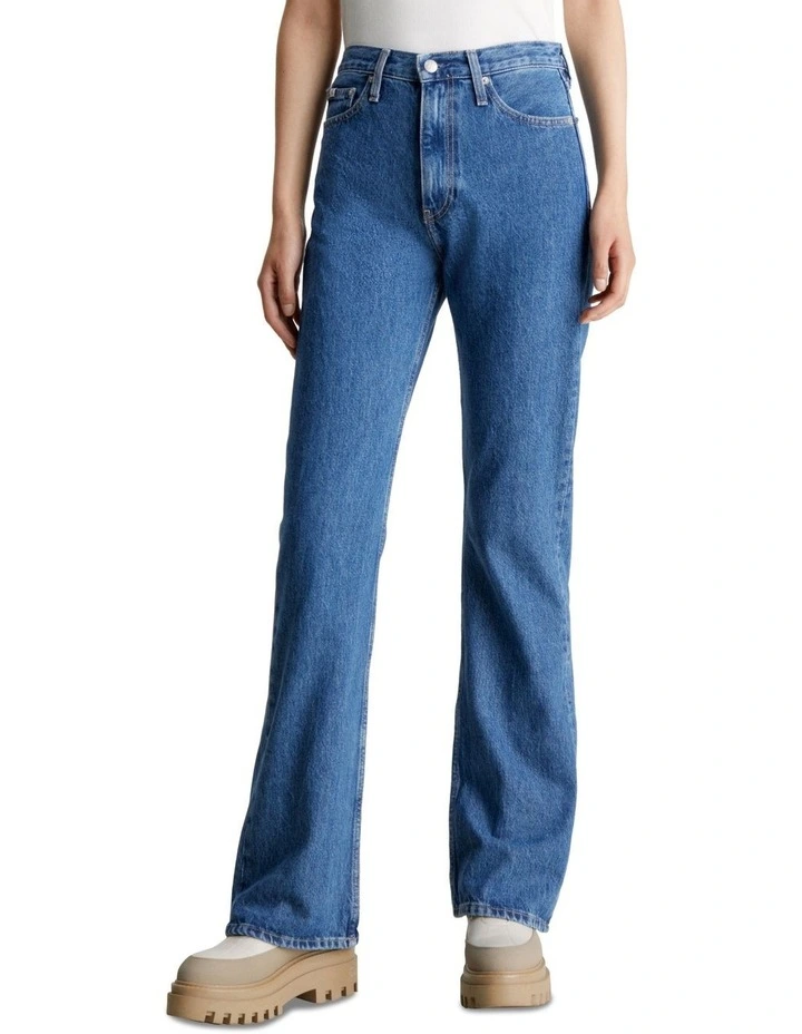Authentic Bootcut Jeans in Denim Medium