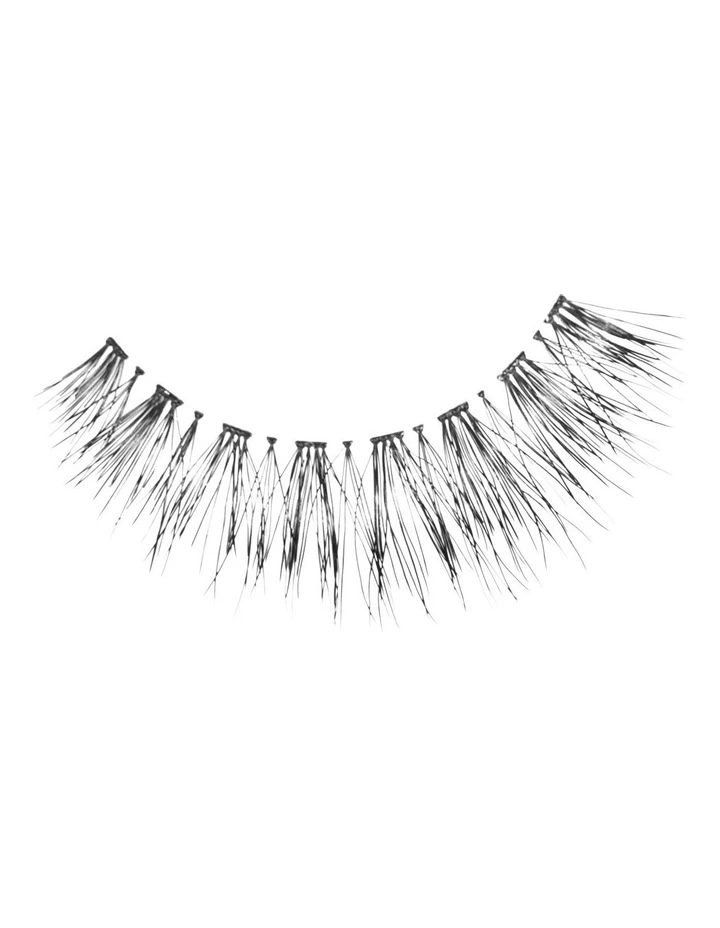 Look Real Faux Natural Lashes