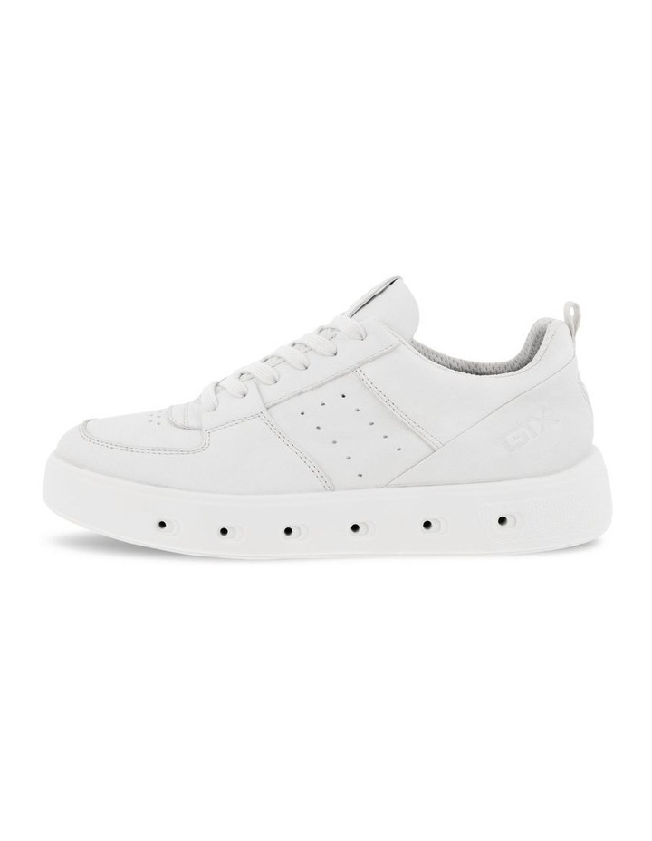 Street 720 Sneaker In White