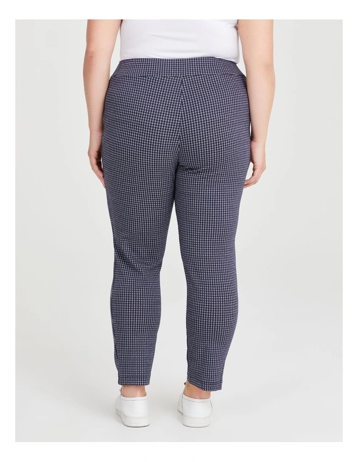 Petite Textured Geo Pant in Dark Indigo