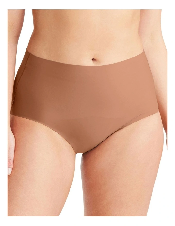 Revive Smooth Waisted Brief in Cocoac
