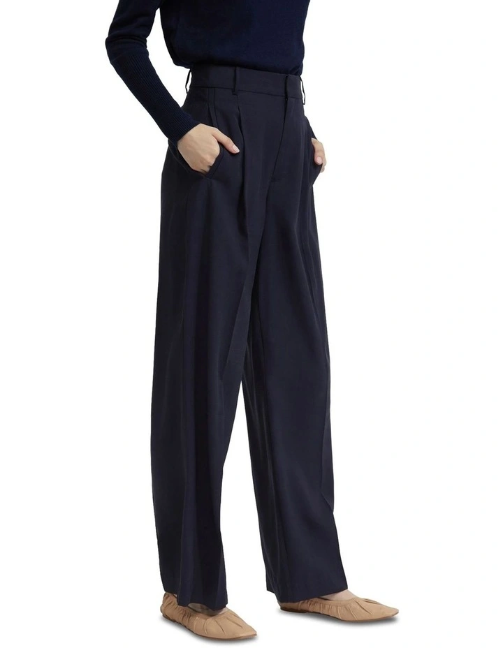 Hazel Wide Leg Trousers in Navy
