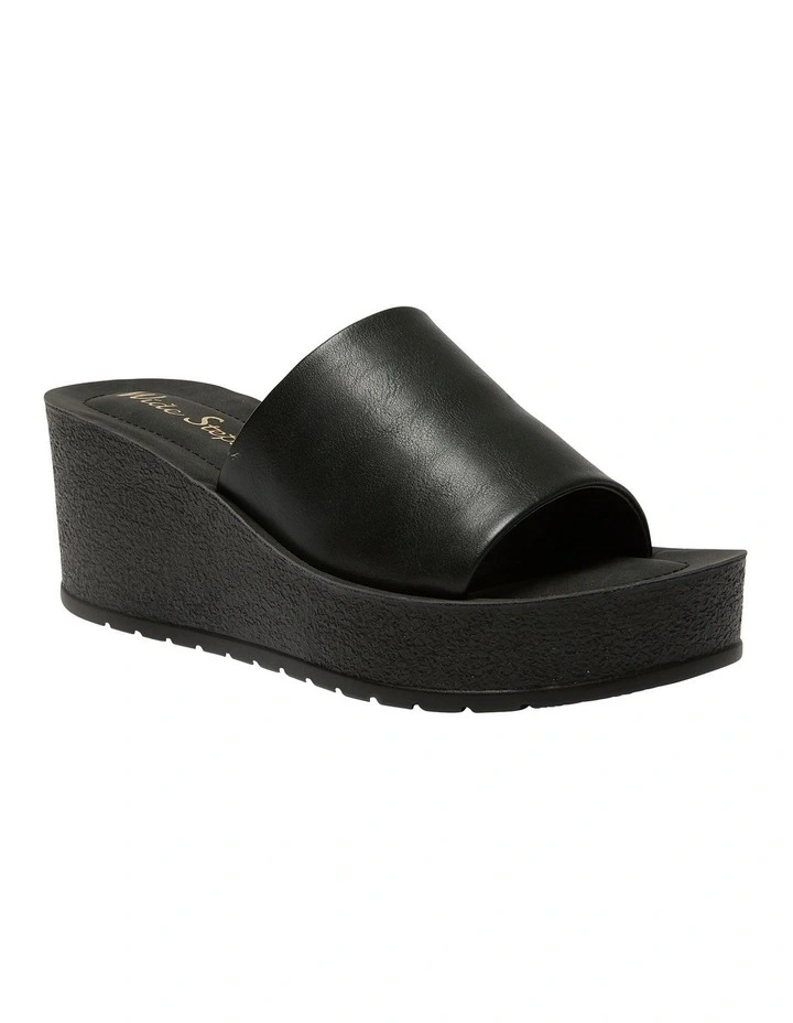 Landon Sandals in Black Smooth