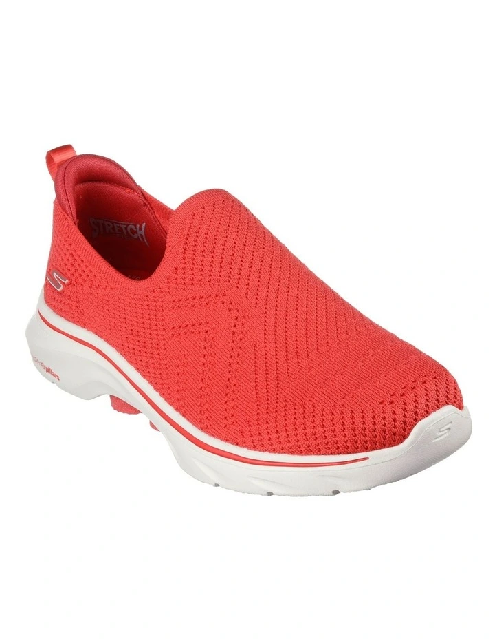 Go Walk 7 Amina Sneakers in Red