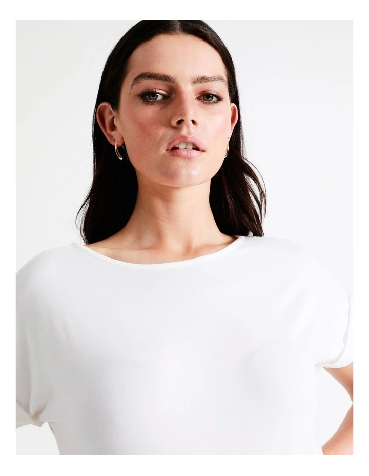 Vertical Drop Earring in Gold