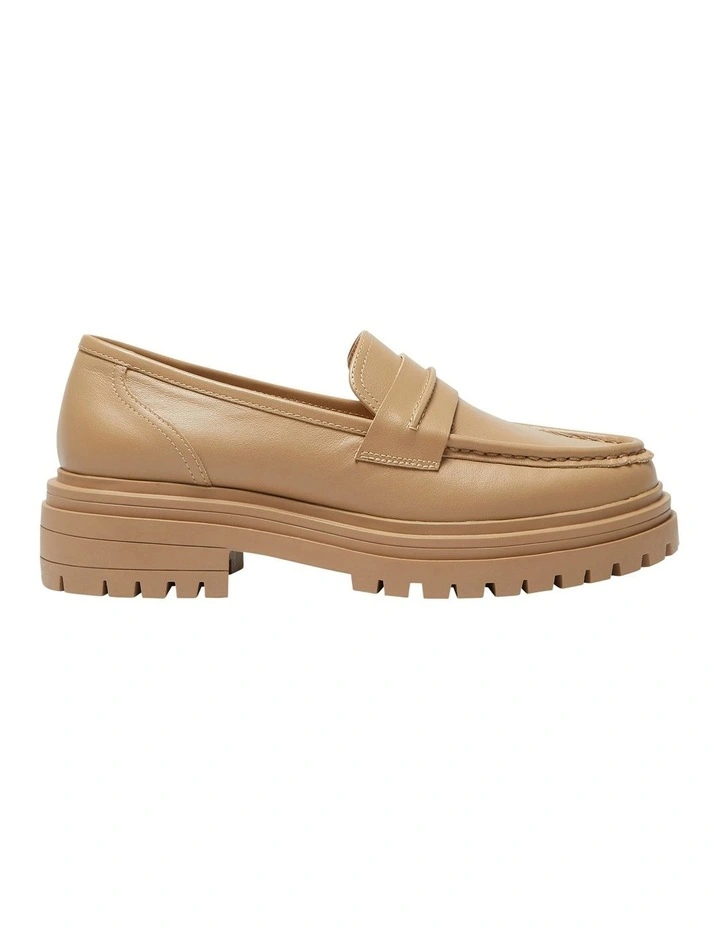 Kandy Leather Flat Loafers in Camel