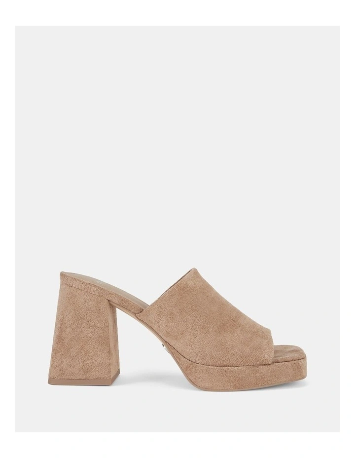 Futura Sandals in Camel