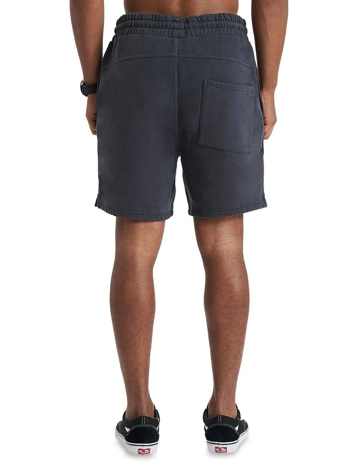 Calabar Heavy Trackshort in Pigment Anthracite Black