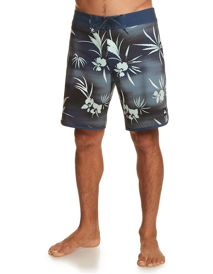 Highlite Scallop 19" Boardshorts in Naval Academy