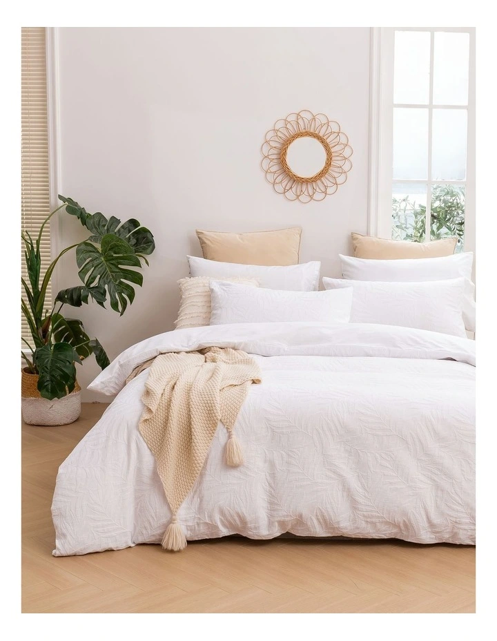 Leafy Jacquard Cotton Quilt Cover Set in White