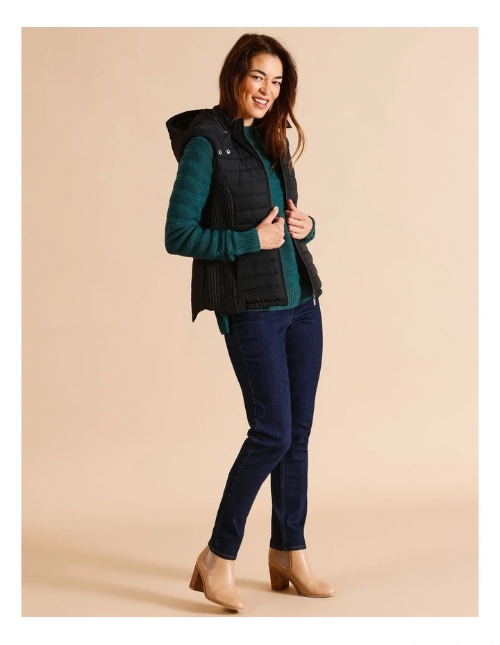 Recycled Polyester Straight Quilted Vest With Removable Hood In Black